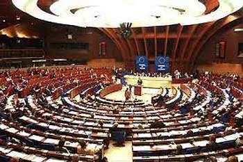 Classification des foules : Les assemblées parlementaires